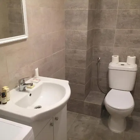 Unirii 2 Garden * Бухарест